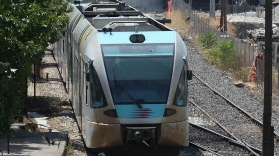 Άνω Λιόσια: Νεκρός άνδρας που παρασύρθηκε από συρμό του Προαστιακού