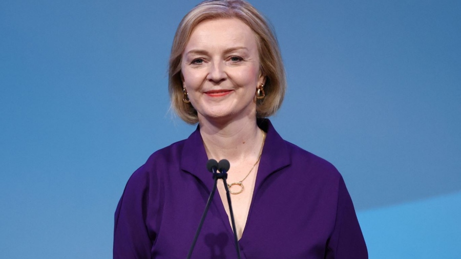 Truss (πρώην πρωθυπουργός Βρετανίας): Η δημοκρατία μας κινδυνεύει από την LGBT, τους οπαδούς των μειονοτήτων και τον αριστερό εξτρεμισμό