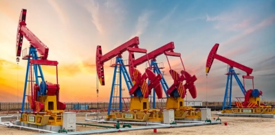 Αγωνία στις ΗΠΑ να διατηρήσουν χαμηλά τις τιμές του πετρελαίου υπό το φόβο του OPEC+ και να αποφευχθεί νέο σοκ στην προσφορά