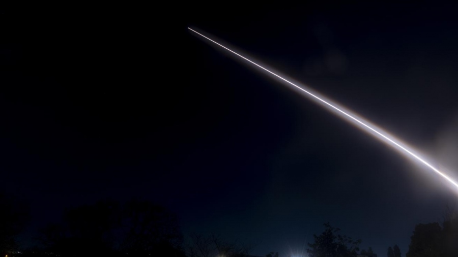 Χτυπήματα κατά κύματα στον Περσικό Κόλπο – Το Ιράν άρχισε την 7η και την 8η φάση της στρατιωτικής επιχείρησης Trump Promise 4