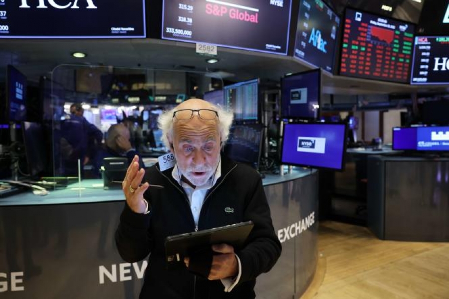 Πρωτοφανές χάος στη Wall Street, διεκόπησαν οι συναλλαγές - Τι συνέβη