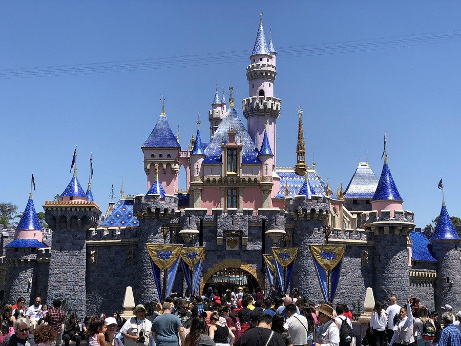 Κορωνοϊός: Σφραγίζονται τα πάρκα Disneyland και California Adventure της Walt Disney