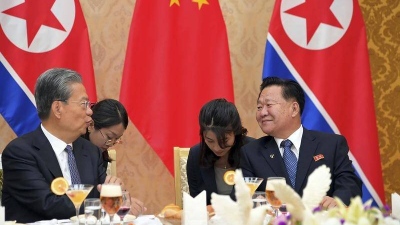 Συνεργασία Κίνας - Βόρειας Κορέας: Μετά την Μόσχα και το Πεκίνο σπάει την απομόνωση της Πιονγιάνγκ