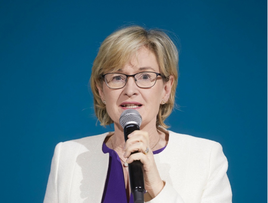 Συνέδριο ΝΔ - Αντιπροέδρος του Ευρωπαϊκού Κοινοβουλίου: Η ανάκαμψη είναι πλέον εδώ - Δύσκολο το Brexit