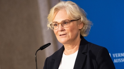 Labrecht (ΥΠΑΜ, Γερμανίας): Το Βερολίνο θα προσφέρει στην Ουκρανία ένα νοσοκομείο εκστρατείας, αλλά όχι όπλα