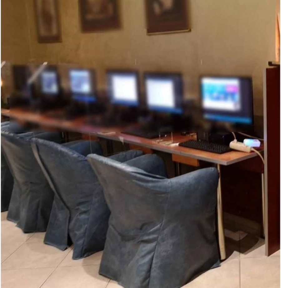 Έφοδος της ΕΛ.ΑΣ. σε παράνομο μίνι καζίνο στη Θεσσαλονίκη – 3 άτομα στον εισαγγελέα