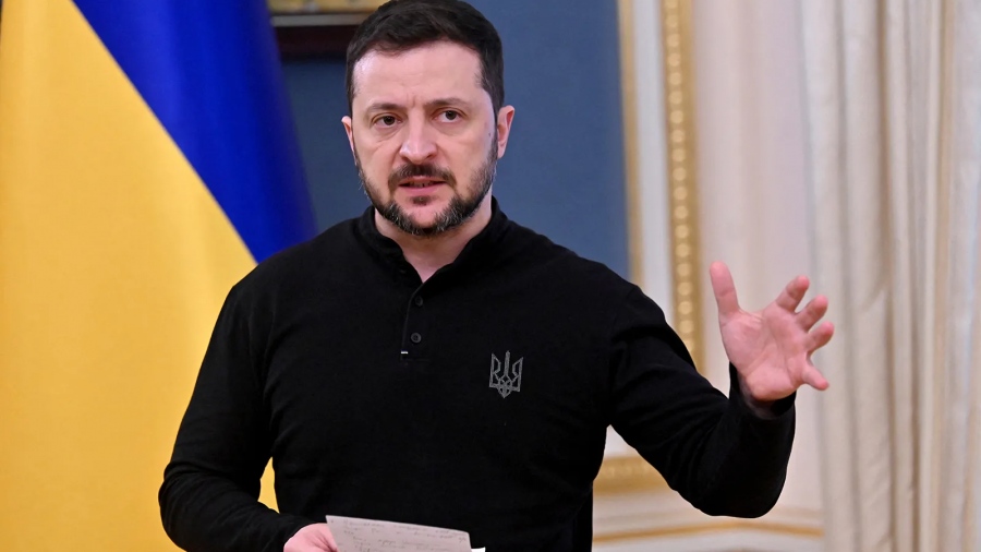 Ian Proud (Βρετανία): Ο Zelensky είναι πολύ διεφθαρμένος, θα κλέψει τα πάντα στην Ουκρανία… χαμός με τα Bentley