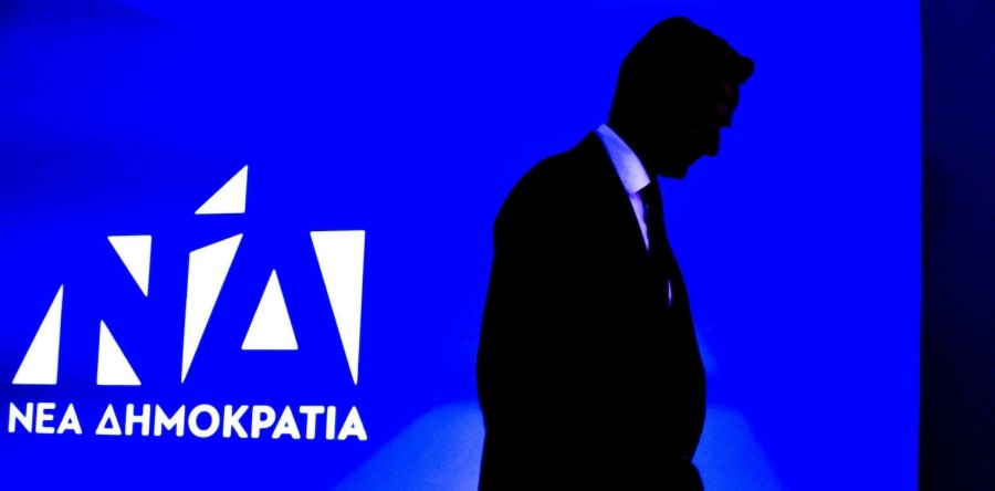 Στα κάγκελα η ΝΔ για τους σημιτοφρουρούς Χρυσοχοΐδη και Μπένο - Παρασκηνιακές διεργασίες και η τρίτη λύση του Λ. Οικονόμου