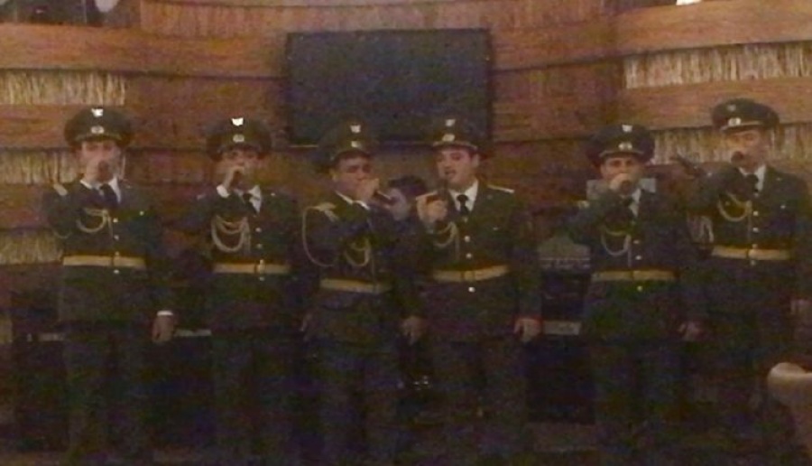 Αρμένιοι Ευέλπιδες τραγουδούν: Η Ελλάδα ποτέ δεν πεθαίνει! (Video)