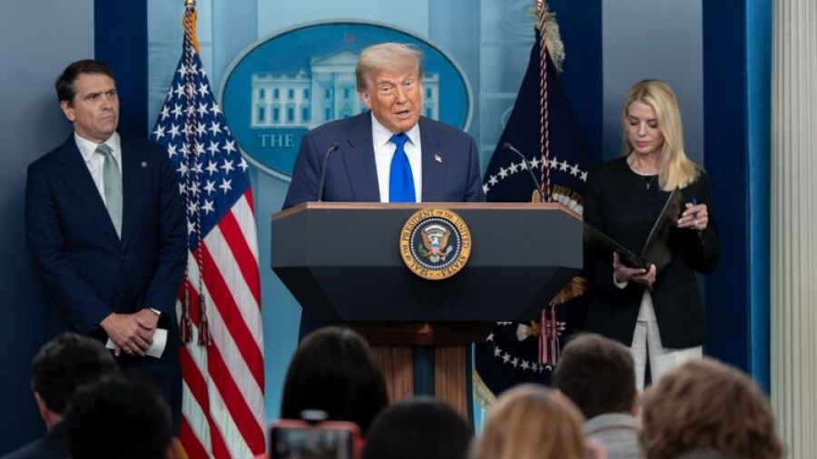 Bild: Αφόρητες οι πιέσεις του Trump στον Zelensky - Οι ΗΠΑ θέλουν συμφωνία για Ουκρανία πριν τις 25/12