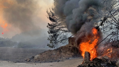 Φωτιά ξέσπασε στην Αγία Μαρίνα Ευβοίας – Υπό μερικό έλεγχο οι πυρκαγιές σε Ρέθυμνο και Λαγκαδά