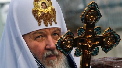 Βλάσφημα! Η Ρωσική Ορθόδοξη Εκκλησία επέκρινε σκληρά την τάση για μανικιούρ «Πάσχα»... με Αγίους στα νύχια των κοριτσιών