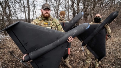 «Όπου η Ρωσία δεν βομβαρδίζει ακόμα»: Η Ουκρανία μεταφέρει την παραγωγή UAV στη Δυτική Ευρώπη