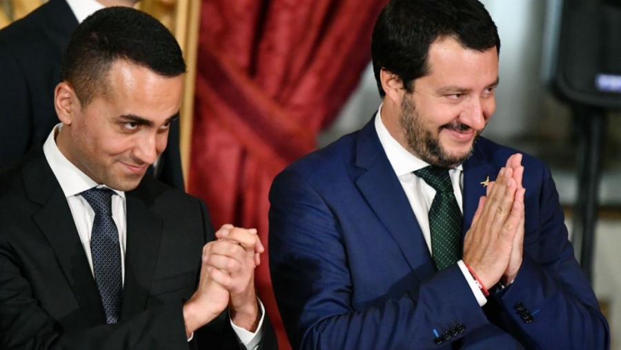 Di Maio: Ανεύθυνες οι δηλώσεις Salvini για την ιταλική οικονομία