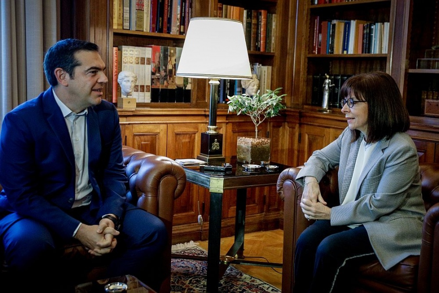 Στην Πρόεδρο της Δημοκρατίας ο Τσίπρας – Δεν θα παραλάβει τη διερευνητική εντολή