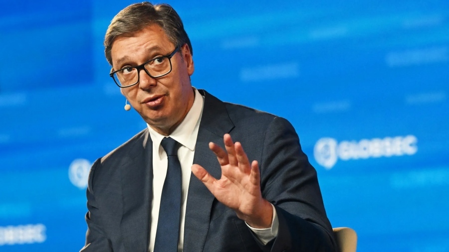 Vucic κατακεραυνώνει ΗΠΑ και Ισραήλ: «Στο Ιράν γίνεται αυτό που έγινε το 1999 στην Σερβία»