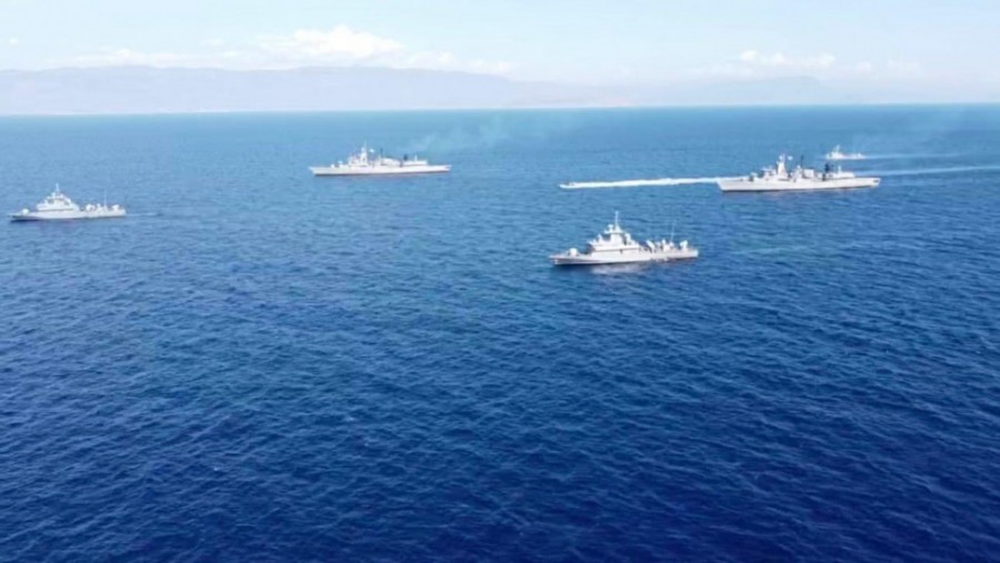 Σε στενό κλοιό το Oruc Reis - Περικυκλωμένο από τον ελληνικό στόλο γύρω από το Καστελόριζο