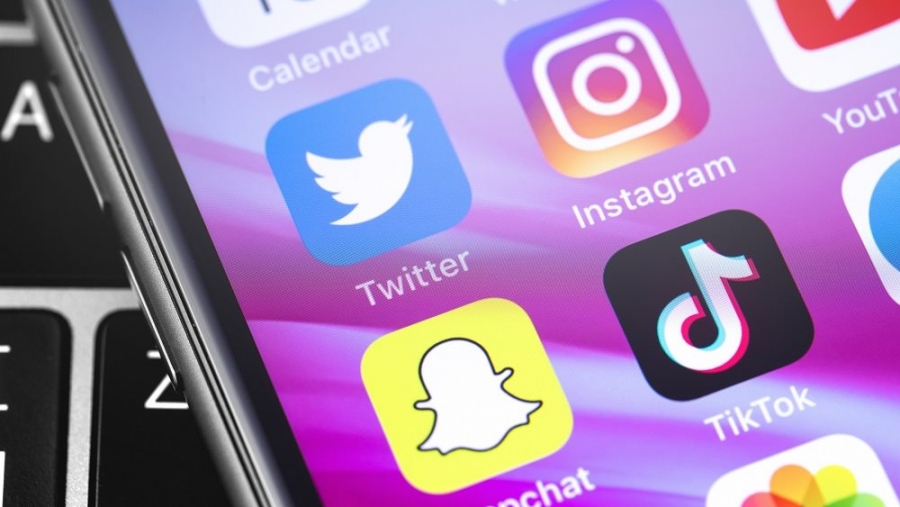 Η κυβέρνηση του Καναδά απαγορεύει το TikTok στις υπηρεσιακές συσκευές για λόγους ασφαλείας