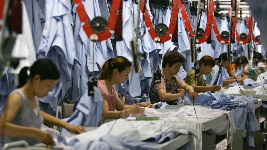 Η Κίνα πιέζει τους εργαζόμενους να επιστρέψουν στις δουλειές τους, για να μην χαθούν οι στόχοι ανάπτυξης του 2020