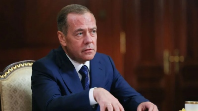 Συνταρακτικό μήνυμα Medvedev: Ο πόλεμος στην Ουκρανία να τελειώσει έτσι, ώστε ούτε μία λέξη να μην μπορεί να ειπωθεί μετά...