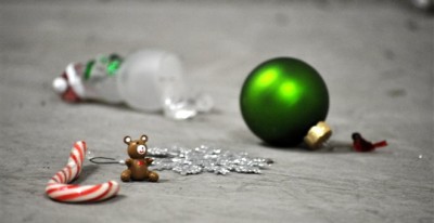 Στον αέρα o Χριστουγεννιάτικος τζίρος - Ρωγμές στα κυβερνητικά σχέδια - Έλλειμμα και ύφεση σε συναγωνισμό