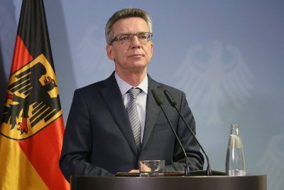 Maiziere: Δύσκολος ο σχηματισμός κυβέρνησης στη Γερμανία πριν από το Μάρτιο του 2018