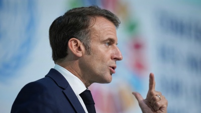 Ο Macron στοχοποιεί τα κοινωνικά δίκτυα: Φταίνε οι Ρώσοι και ο Musk για την παραπληροφόρηση και την τοξικότητα