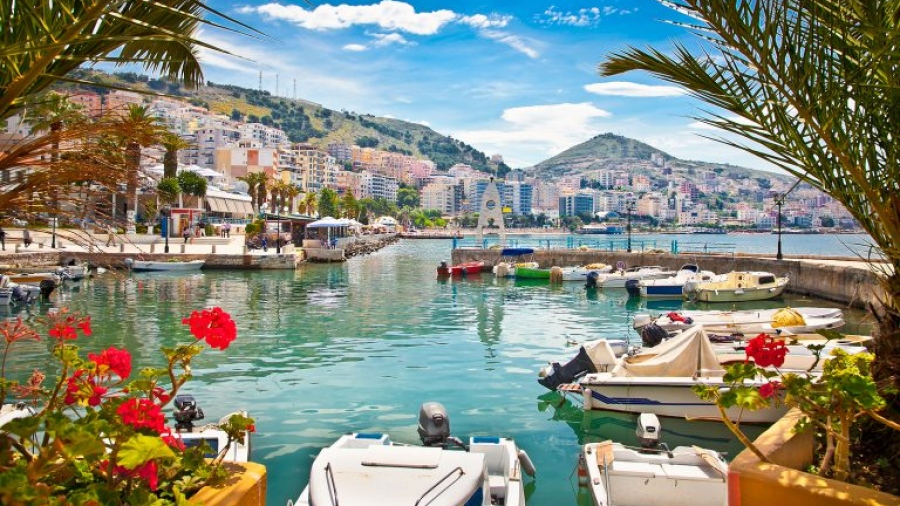 Γιατί η Αλβανία γίνεται δημοφιλής διεθνής προορισμός