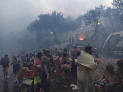 Οι εισαγγελείς καλούν Δούρου, Ψινάκη και άλλους 18 ως ύποπτους για τη φωτιά στο Μάτι