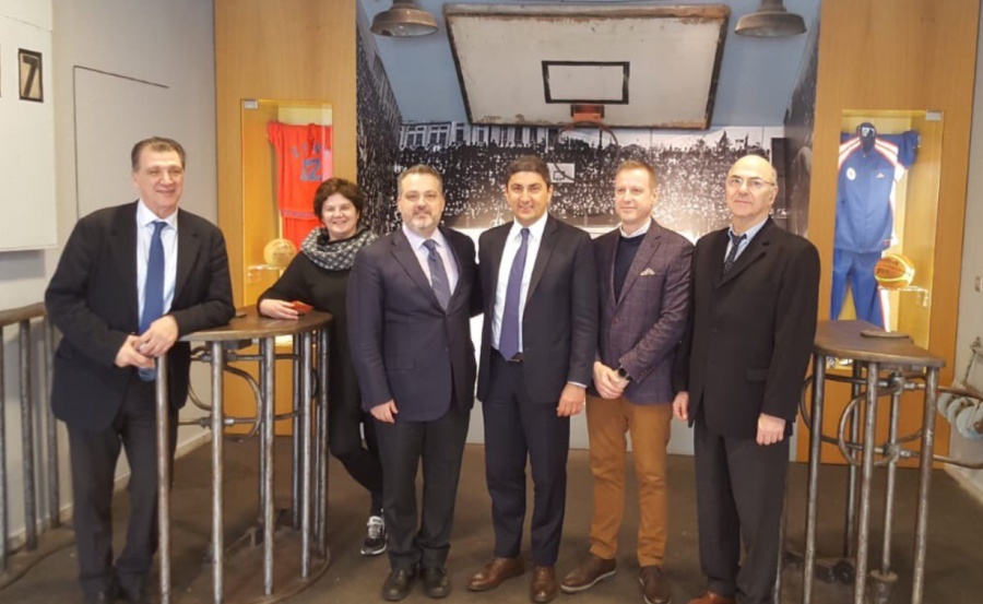 Στην κοπή της πίτας της ΕΣΚΘ ο Αυγενάκης -  Επίσκεψη και στη ΧΑΝΘ