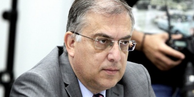 Θεοδωρικάκος (υπουργός Εσωτερικών): Υπεύθυνη η απόφαση του πρωθυπουργού να κλείσει τα σύνορα