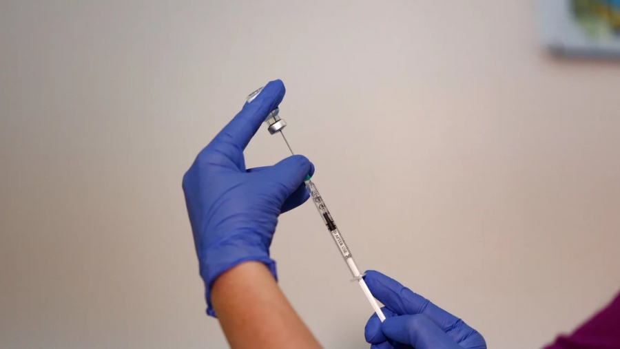 Αναστέλλονται αύριο (26/1) οι εμβολιασμοί - Στους νομούς Αττικής και Εύβοιας