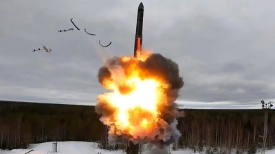 Υστερική αντίδραση Zelensky για τους Oreshnik - Ζητάει από τη Δύση να επιβάλλει κυρώσεις σε όσους εμπλέκονται στην κατασκευή του