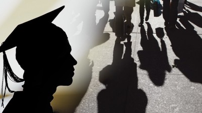 ΟΟΣΑ: Ουραγός η Ελλάδα ως προς την απασχόληση πτυχιούχων τριτοβάθμιας εκπαίδευσης