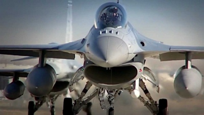Οι Ουκρανοί εκπαιδεύονται ήδη στην Πολωνία για F-16 - Ρωσία: Δεν θα αλλάξουν τίποτα τα μαχητικά