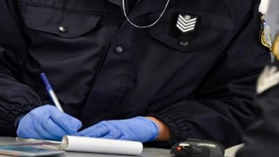 Οικονομική Αστυνομία: Έλεγχοι σε Νάξο, Πάρο και Σκιάθο – Παραβάσεις σε 9 καταστήματα και ένα προσωρινό λουκέτο