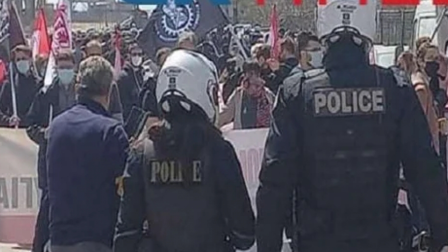 Επεισόδια στη Θεσσαλονίκη: Εναντιώνονται στην παρουσία δυνάμεων του ΝΑΤΟ