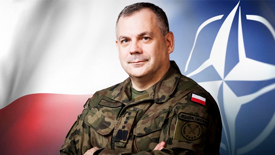 Η Πολωνία παίζει με τη φωτιά της κόλασης - Ο Αρχιστράτηγος Wiesław Kukula σχεδιάζει μαζικές επιθέσεις κατά της Ρωσίας