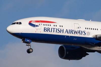 Η British Airways «ξεπουλά» για να αντιμετωπίσει τις απώλειες από τον κορωνοϊό