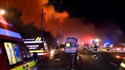 Ρουμανία: Ένας νεκρός και 57 τραυματίες από δύο τεράστιες εκρήξεις σε πρατήριο καυσίμων LNG κοντά στο Βουκουρέστι