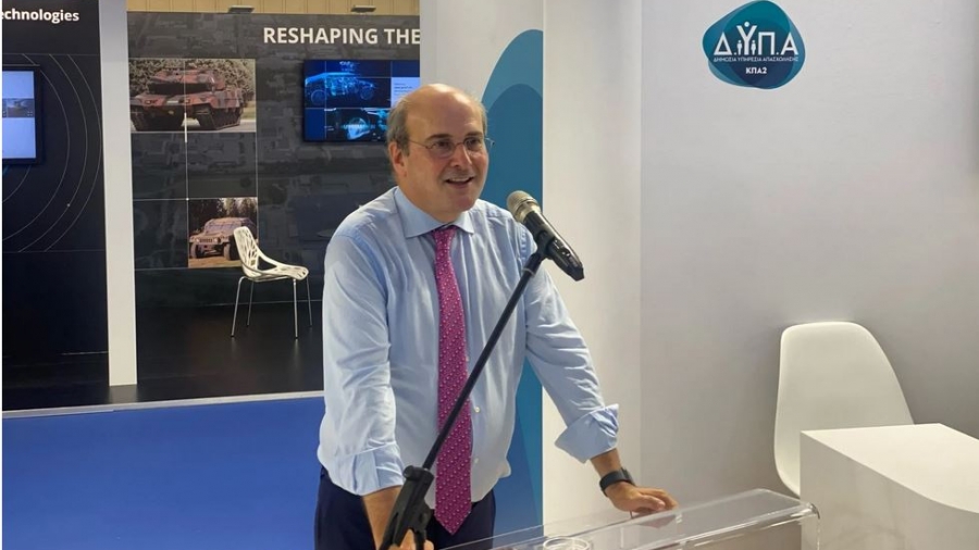 Χατζηδάκης: Ξεκινούν άμεσα 5 + 2 προγράμματα της ΔΥΠΑ για την ενίσχυση της απασχόλησης