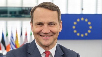 Επικίνδυνη συμφωνία Sikorski (Πολωνός ΥΠΕΞ) με Macron για «δημιουργικά μελετημένη ασύμμετρη κλιμάκωση»: Αποστολή νατοϊκών στρατευμάτων στην Ουκρανία