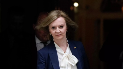 «Αηδιαστικό πλάσμα» - Οι Βρετανοί εξοργίστηκαν από τη συνάντηση της νέας πρωθυπουργού Truss με τον Macron