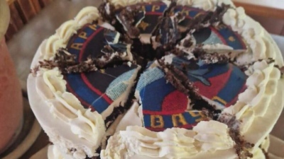 Οι Ουκρανοί προσπάθησαν να δολοφονήσουν 77 Ρώσους πιλότους με δηλητηριασμένη τούρτα
