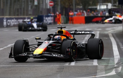 GP Αζερμπαϊτζάν: Ο Verstappen κυρίαρχος, ο Norris δεν εκμεταλλεύτηκε το λάθος του Piastri