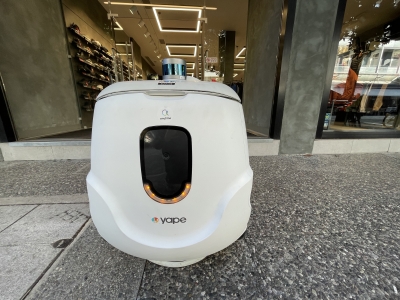 H Anytime πρωτοπορεί και ασφαλίζει τα delivery robots στα Τρίκαλα