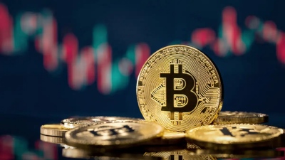Αναταραχή στα κρυπτονομίσματα - Το Bitcoin χάνει 200 δισ. δολ. μέσα σε μια εβδομάδα, έπεσε κάτω από τις 80.000 δολ.