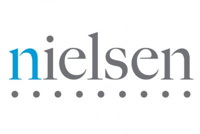 Nielsen: Παρά τη δυναμική των online αγορών υπερτερεί το «φυσικό» κατάστημα