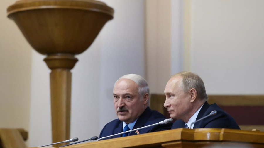 Οι Putin και Lucashenko επιβεβαίωσαν σχέδια για κοινές στρατιωτικές ασκήσεις στην Λευκορωσία το 2022