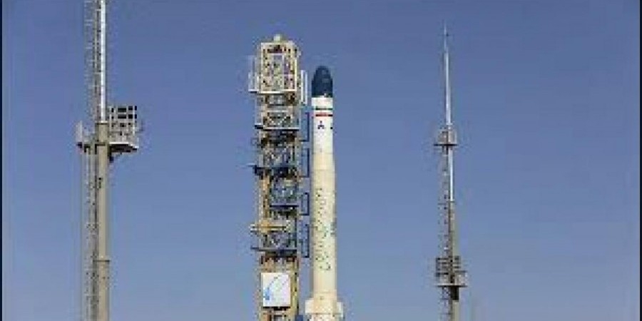 Ιράν: Οι Φρουροί της Επανάστασης δοκίμασαν με επιτυχία πύραυλο με κινητήρα στερεού καυσίμου